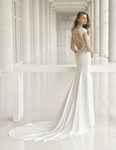 Vestido de novia con pedrería en la espalda de Rosa Clará colección 2018