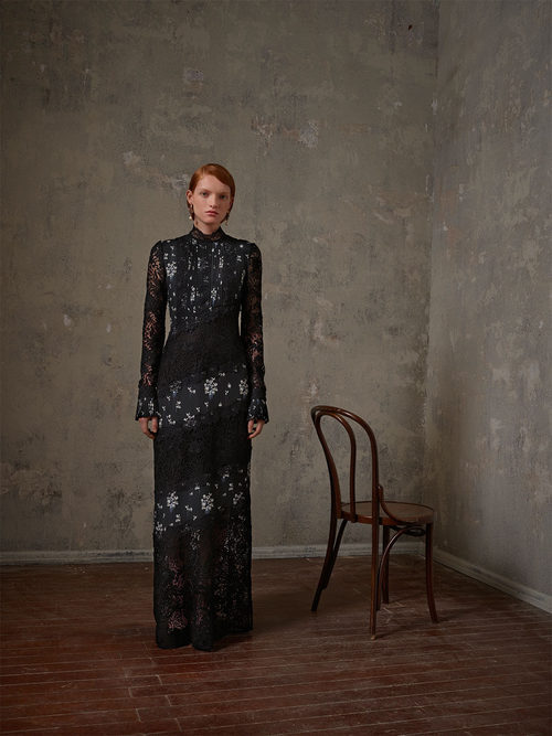 Vestido negro con encaje de la colección Erdem x H&M