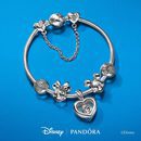 Pulsera con piezas de la colección de 'Disney' x Pandora
