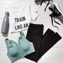 Ropa deportiva de la colección 'entrena como un ángel' de Victoria's Secret