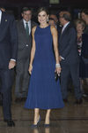 La Reina Letizia con un vestido de Felipe Varela en los premios Princesa de Asturias 2017