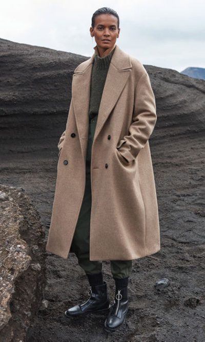Abrigo de lana oversize de mujer de la colección 'Committed' de Mango