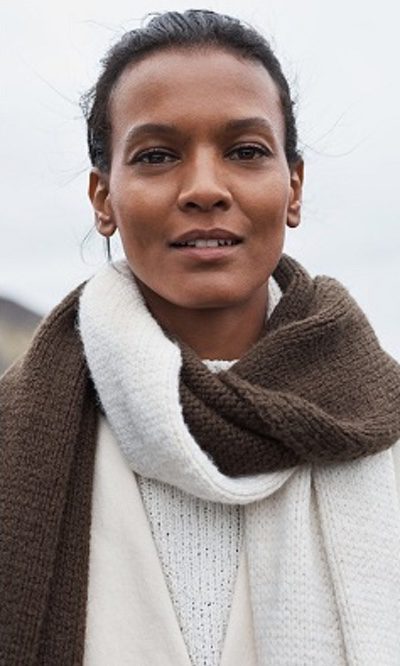 Bufanda de algodón orgánica de mujer de la colección 'Committed' de Mango