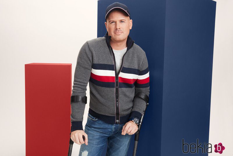 Línea de ropa masculina de la colección 'Adaptive' para personas con discapacidad de Tommy Hilfiger
