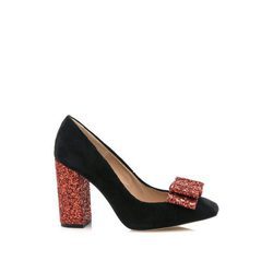 Zapato negro y rojo de la colección cápsula especial noche de HANNIBAL LAGUNA SHOES
