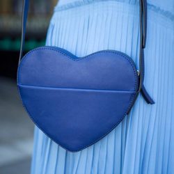 Bolso y falda de la colección 'Dear Drew' para Amazon