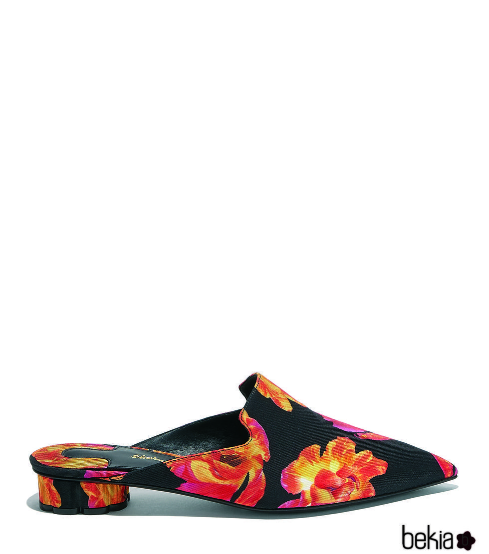 Chinelas de la colección pre-spring 2018 de Salvatore Ferragamo