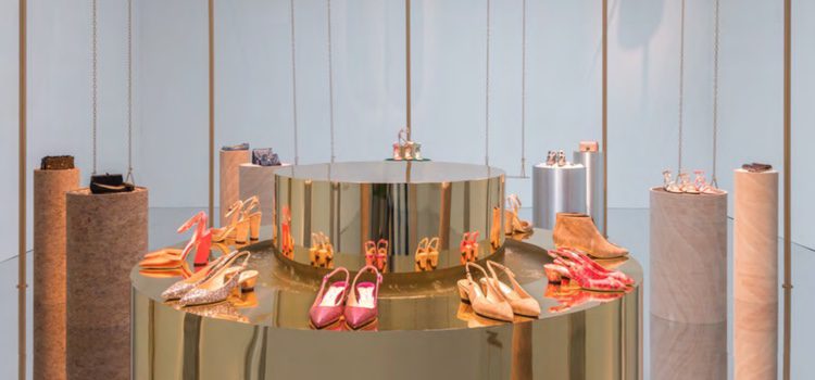 Complementos y zapatos de Jimmy Choo de la temporada primavera/verano 2018