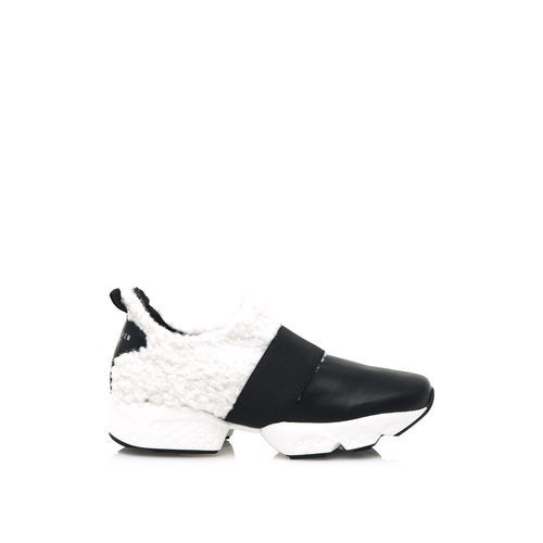 Deportivas negro y blanco de la colección de SixtySeven FW17/18