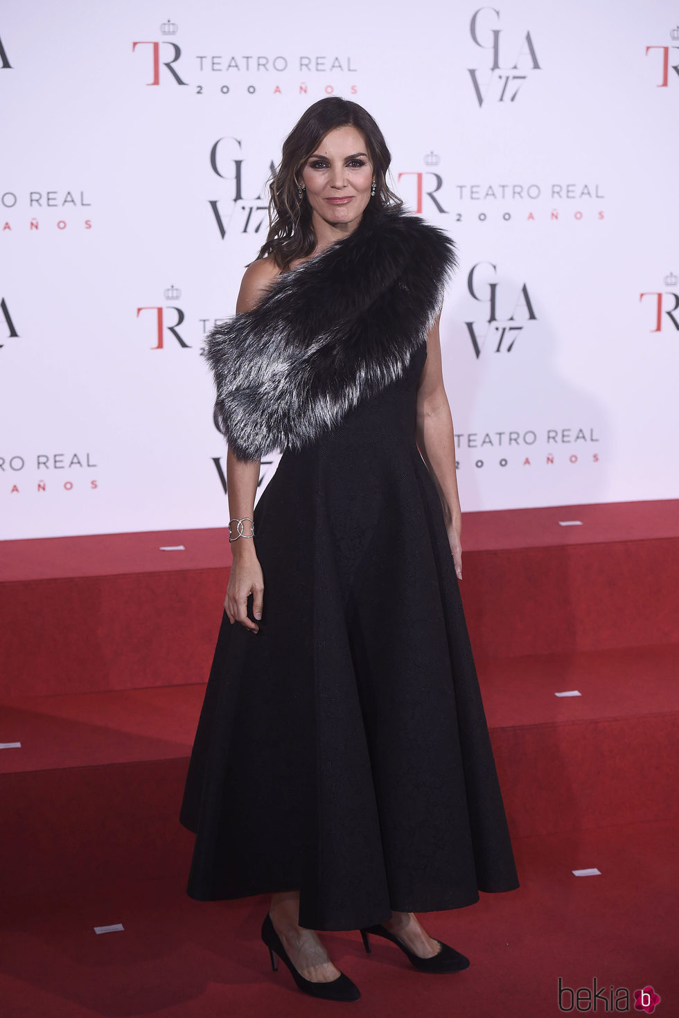 Mar Flores con un vestido evasé en la reapertura del Teatro Real con la obra 'La Favorite'
