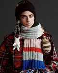 Cara Delevingne con línea de ropa de Burberry noviembre/diciembre 2017