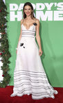 Alessandra Ambrosio en la premiere de la película 'Daddy's Home 2' en Los Ángeles