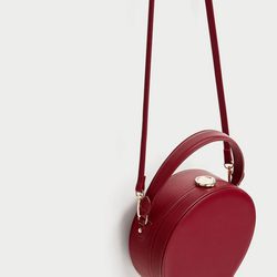 Bandolera de la colección 'Mid-Town Warm Up' de Zara