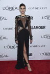 Sara Sampaio con un espectacular vestido negro en los Premios Glamour Women of the Year