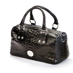 Bolso negro de la firma Sendra para este otoño/invierno 2011/2012