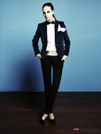 Clara Alonso con un look masculino de la colección de Blanco 'Night'