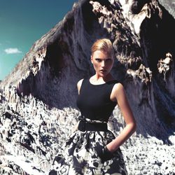 Conjunto blanco y negro de Etxart & Panno para este otoño/invierno 2011/2012