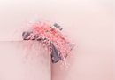 Clutch gris de Roger Vivier de la colección especial de Navidad 2017/2018