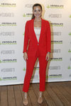 Malena Costa con un traje en la presentación de la campaña Cuida de ti de Herbalife en Madrid