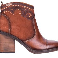 Botas con tacón estilo cowboy de la colección de Pikolinos otoño/invierno 2017