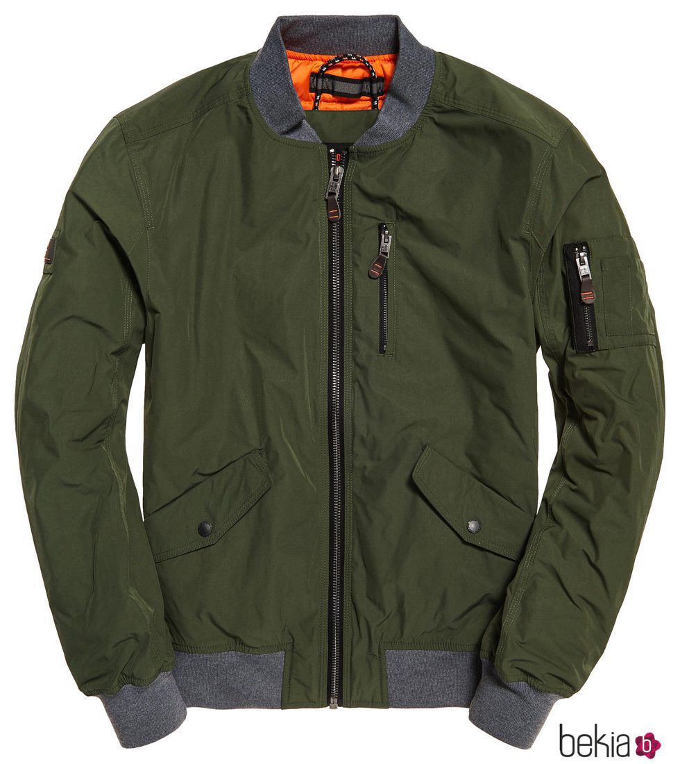 Bomber masculina de Superdry de la colección otoño/invierno 2017