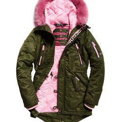 Parka verde femenina de Superdry de la colección otoño/invierno 2017
