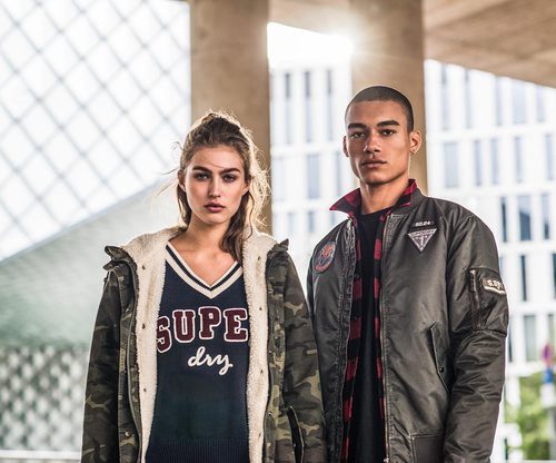 Abrigo masculino y femenino de Superdry de la colección otoño/invierno 2017