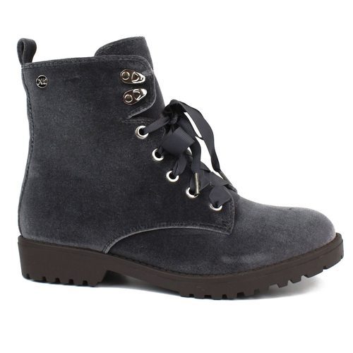 Botas de terciopelo gris de la colección Xti Army