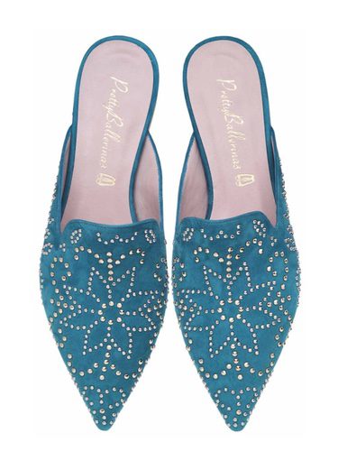 Zapatos estilo étnico de Pretty Ballerinas de la colección de verano 2018 por Olivia Palermo