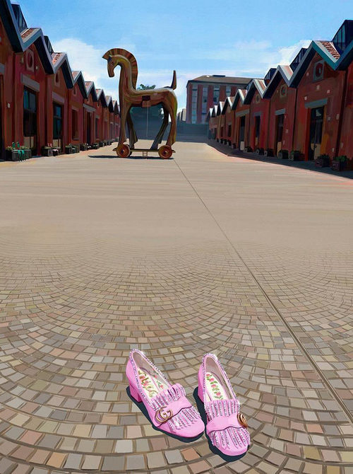 Zapatos rosas de Gucci en su nueva campaña 'Gift Giving 2017'