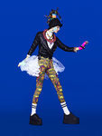 Modelo posando con legging con estampado inspirado en África de la colección de Navidad de Desigual