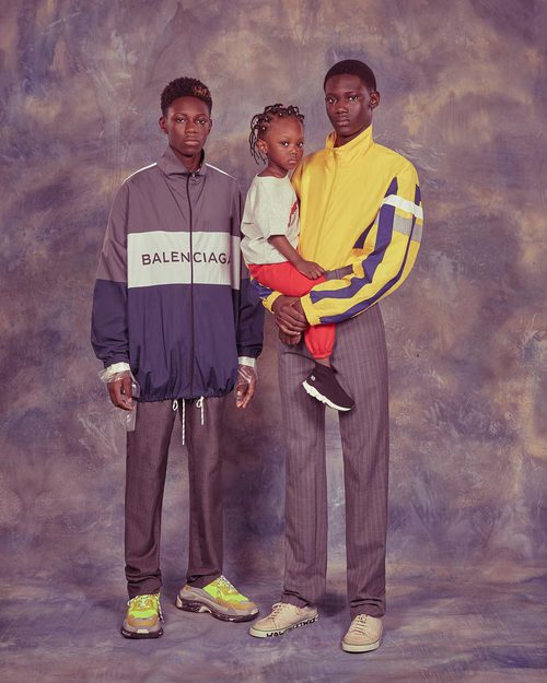 Prendas masculinas y de niña de la firma Balenciaga de la temporada primavera/verano 2018