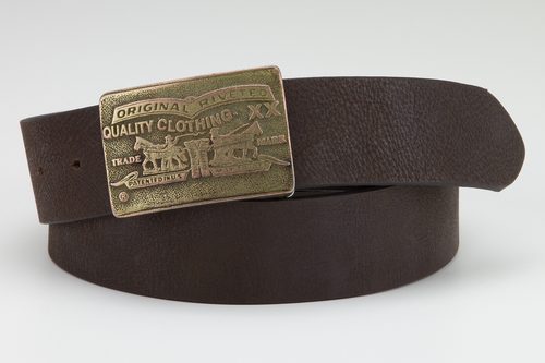 Cinturón marrón de piel para hombre de 'The Levi's Holiday 2017 Collection'