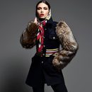Abrigo azul marino de Guts & Love de la colección otoño/invierno 2018