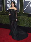 Penélope Cruz con un diseño de Ralph & Russo en los Globos de Oro 2018