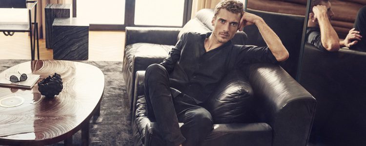 Clément Chabernaud modelo de la nueva colección de Jimmy Choo primavera/verano 2018