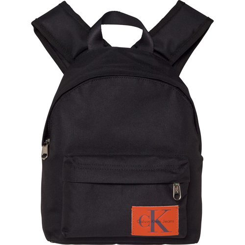 Mochila masculina negra de la colección de accesorios spring 2018 de Calvin Klein