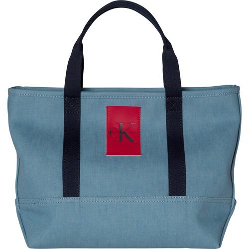 Bolso de mujer azul claro de la colección de accesorios spring 2018 de Calvin Klein