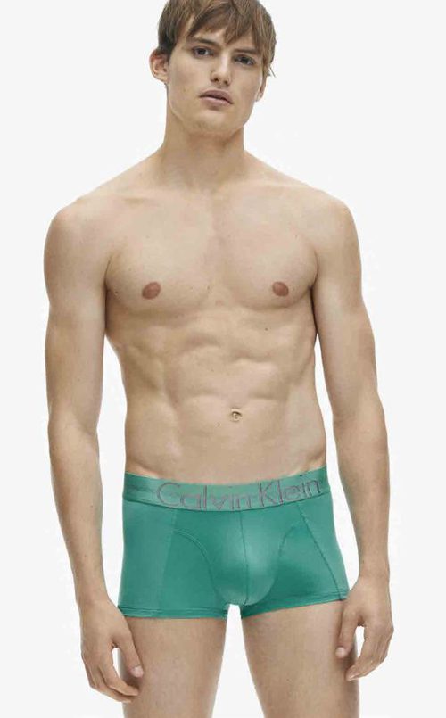 Boxer masculino en color verde de la colección spring 2018 de Calvin Klein