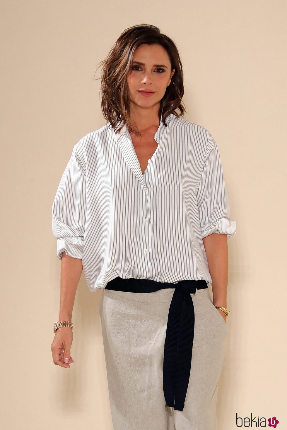 Victoria Beckham posando tras su desfile en la New York Fashion Week 2016