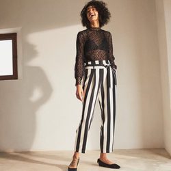 Blusa transparente de la colección de H&M Resort 2018