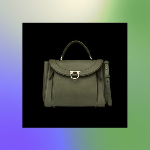 Bolso verde cerrado de la colección Pre-Spring 2018 de Salvatore Ferragamo
