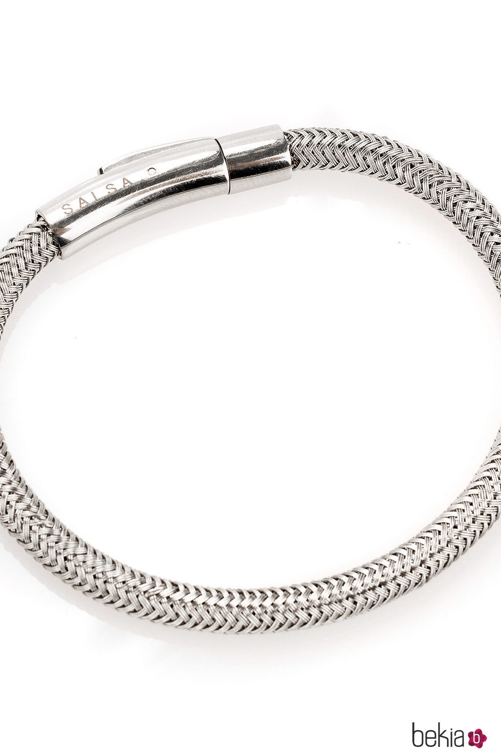 Pulsera gris claro de la colección de accesorios para la temporada de primavera/verano 2018 de Salsa