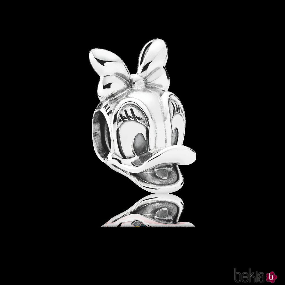Charm Dasy de la colección de 'Disney x Pandora' para San Valentín