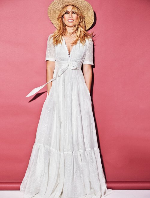 Vestido blanco con lazo de la colección PV18 de Patri Conde by Dándara