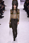 Pantalón jogging negro presentado en el desfile de Balmain otoño/invierno 2018/2019 en la Semana de la Alta Costura de París