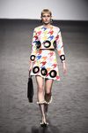 Top y falda de patas de gallo de María Escote de la campaña otoño/invierno 2018/2019 en la Madrid Fashion Week
