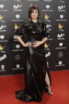 Nathalie Poza con un vestido negro