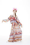 Vestido largo de mujer de la línea Bohemian Flowers de la colección 'Unexpected' de Desigual para la temporada primavera/verano 2018