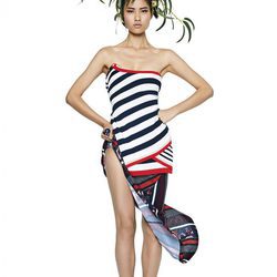 Camiseta palabra de honor con falda de la línea Sailor de la colección 'Unexpected' de Desigual temporada primavera/verano 2018